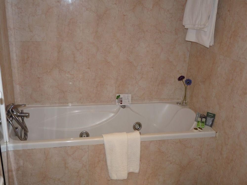 Hotel Jardin De Aranjuez Ngoại thất bức ảnh