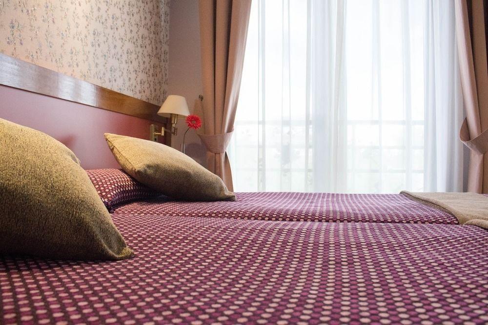 Hotel Jardin De Aranjuez Ngoại thất bức ảnh