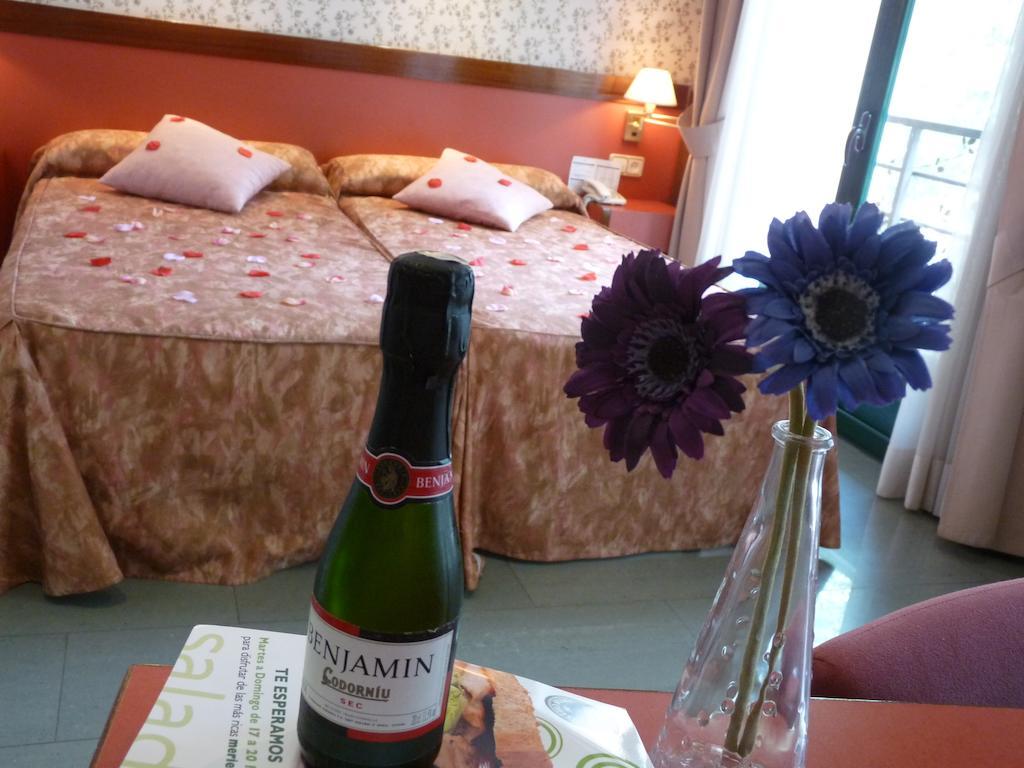 Hotel Jardin De Aranjuez Ngoại thất bức ảnh