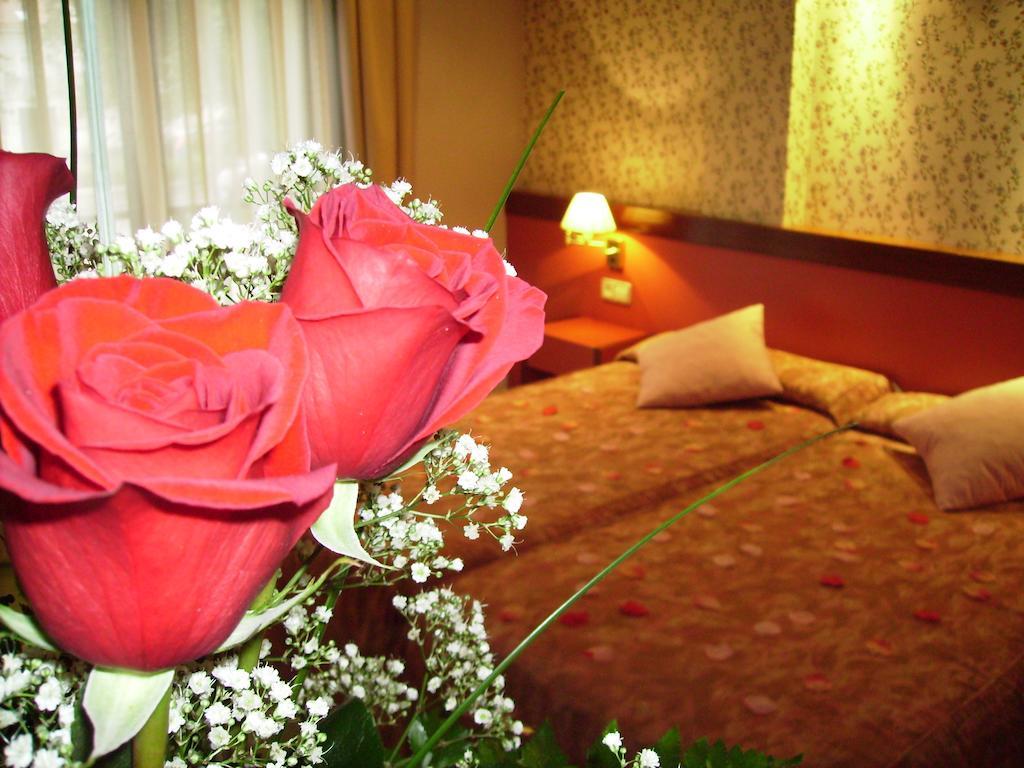Hotel Jardin De Aranjuez Ngoại thất bức ảnh