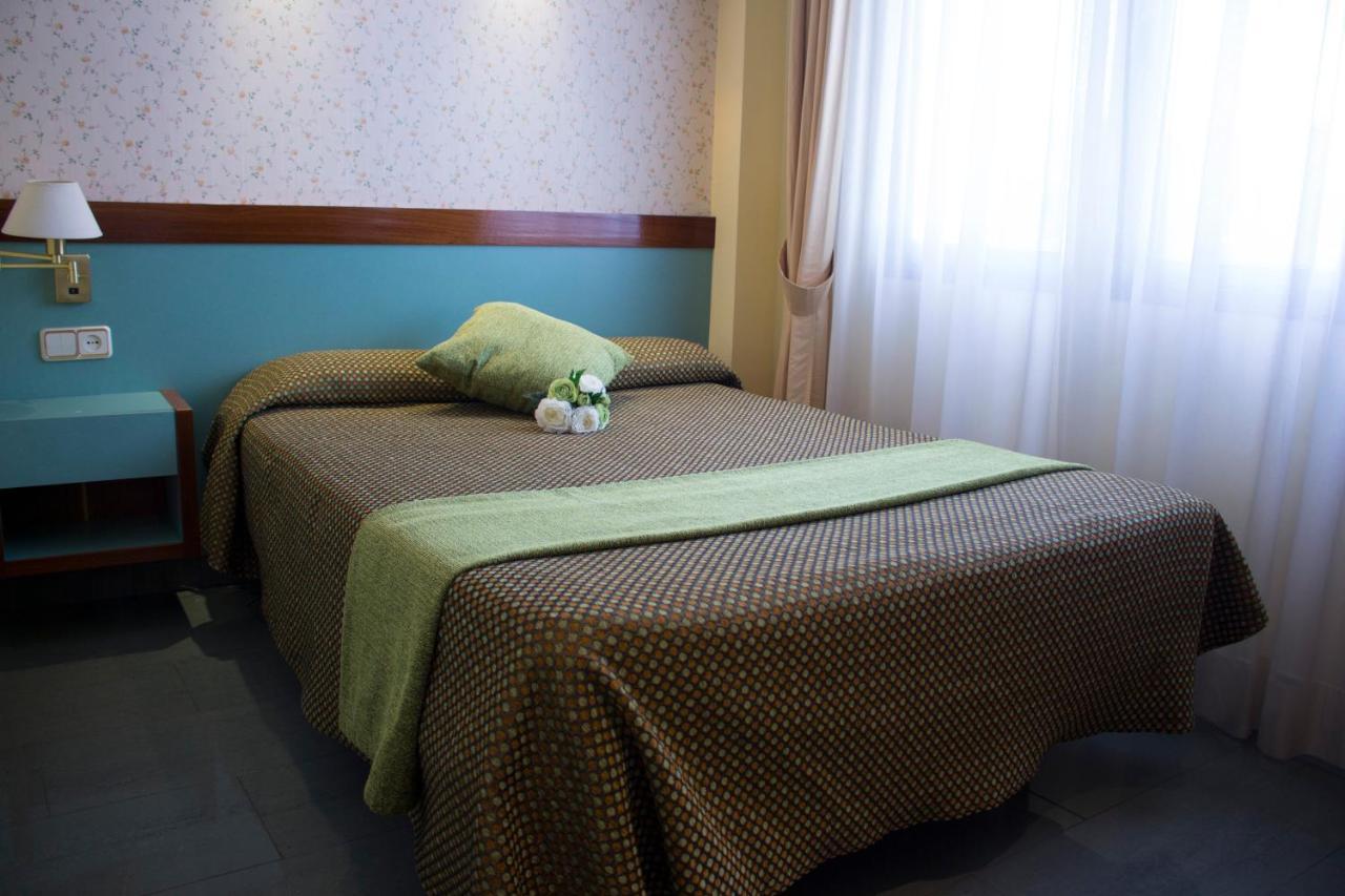 Hotel Jardin De Aranjuez Ngoại thất bức ảnh