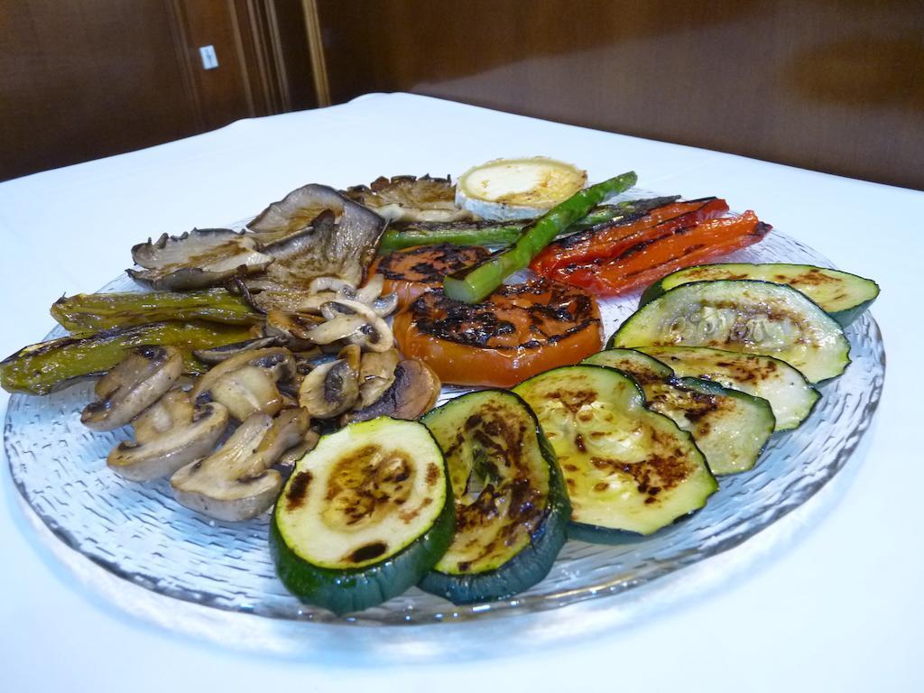 Hotel Jardin De Aranjuez Ngoại thất bức ảnh